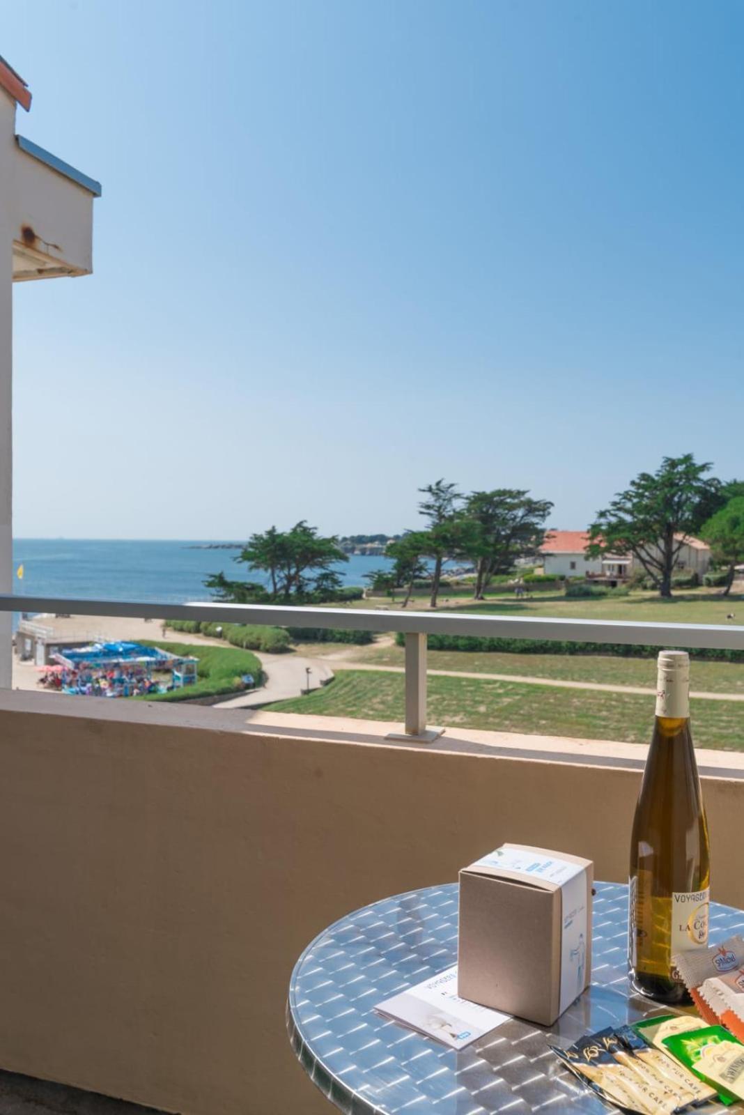 Studio Avec Vue Imprenable Sur La Mer Lägenhet Préfailles Exteriör bild